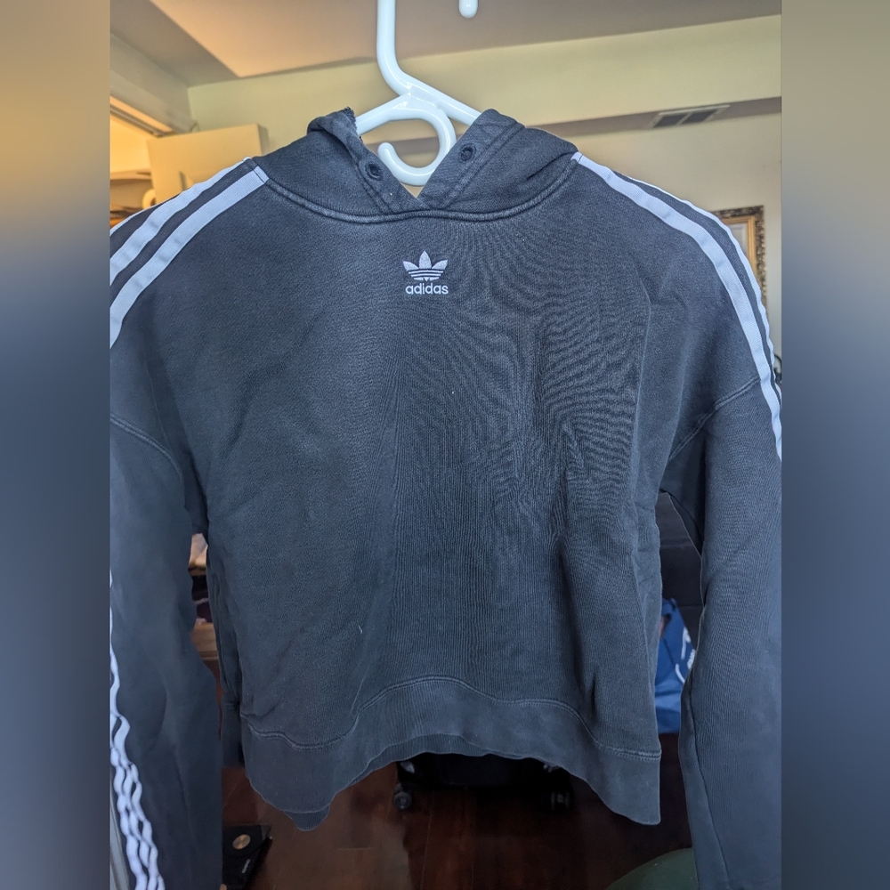 Adidas crop hoodie size SM